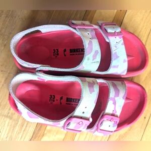 Birkenstock kids sandals size 33